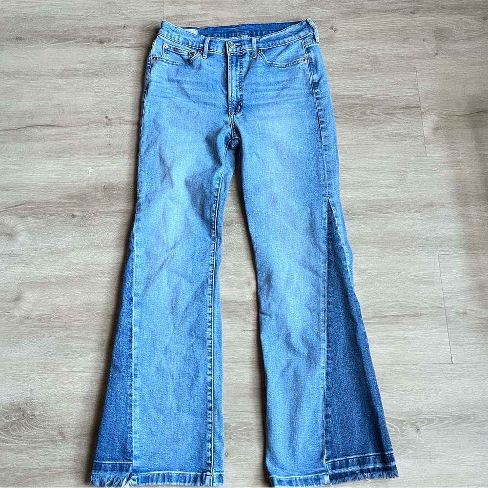 GAP Light Blue Two-Tone Flare Jeans